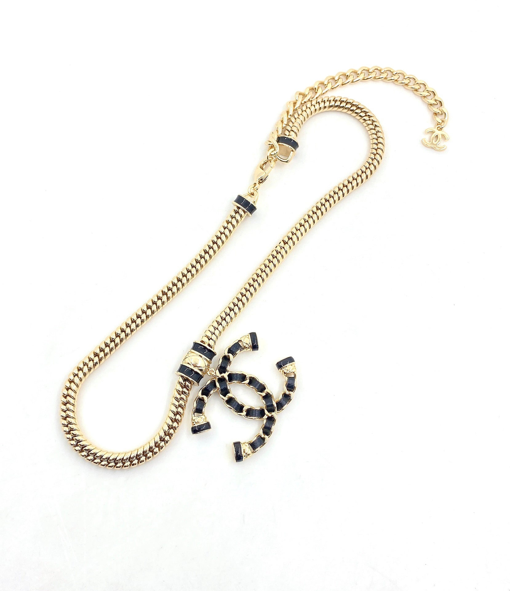 18K  Chanel Leather Chain Necklace
